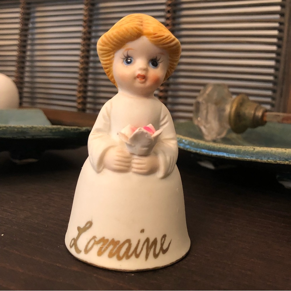 80’s porcelain bell “Lorraine”
